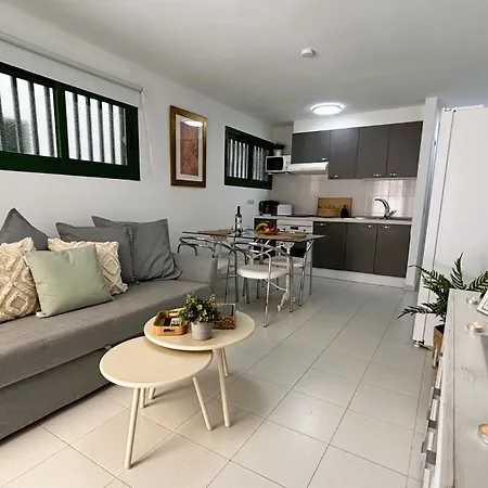 Casa Marina, Playa Chica דירה *